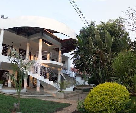 Motsamai Guest Lodge Bulawayo Exterior photo